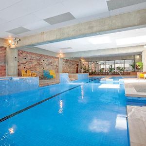 Sovereign Park Motor Inn
